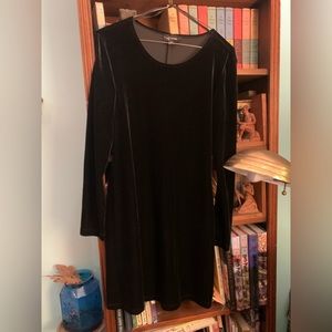 Mini Black Velvet Dress Size Small | My Michelle